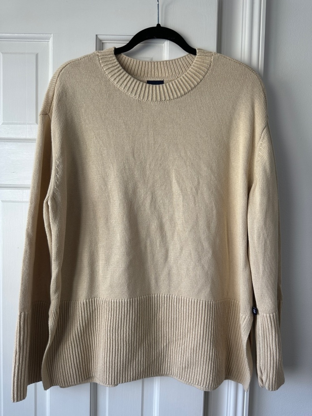GAP Cream Ribbed Knit Crewneck Sweater